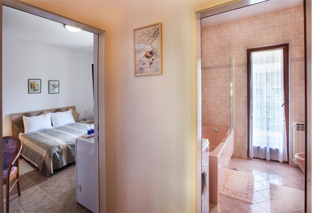 B&B Moderno 法扎纳 客房 照片